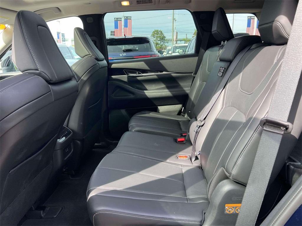 used 2025 INFINITI QX60 car, priced at $39,198