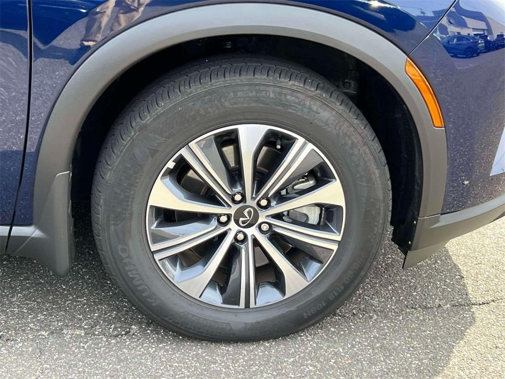 used 2025 INFINITI QX60 car, priced at $39,198