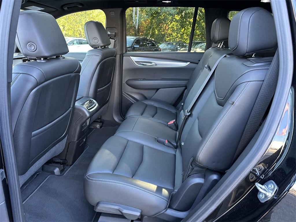 used 2023 Cadillac XT6 car, priced at $35,798