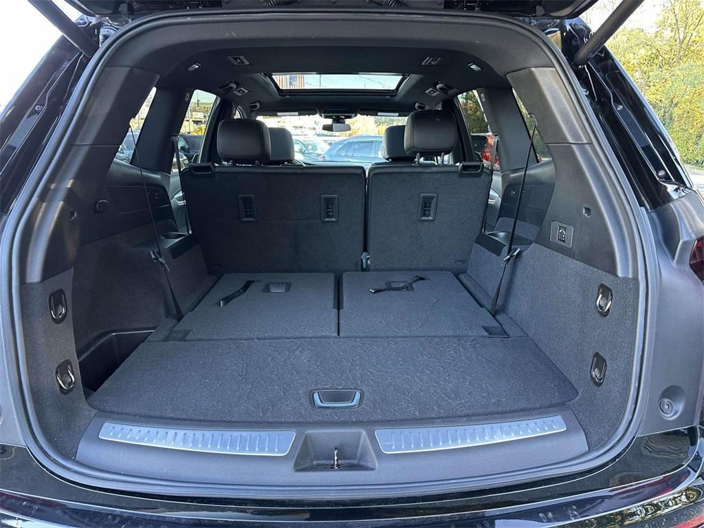 used 2023 Cadillac XT6 car, priced at $35,798