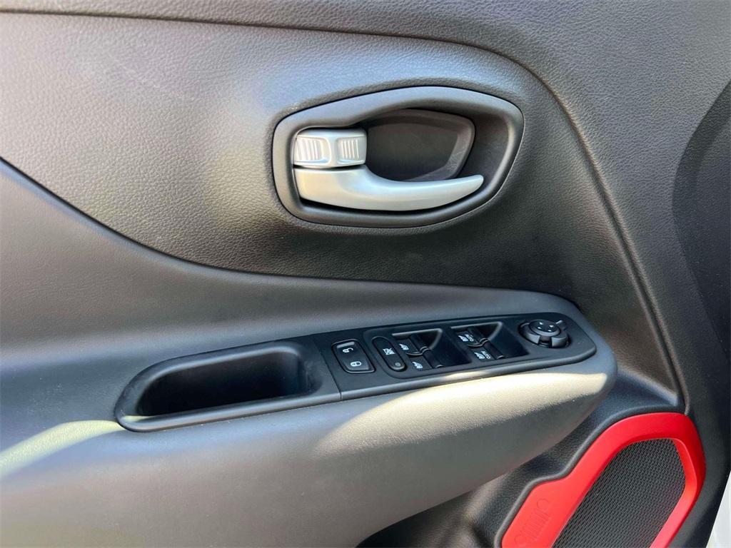 used 2023 Jeep Renegade car, priced at $23,298