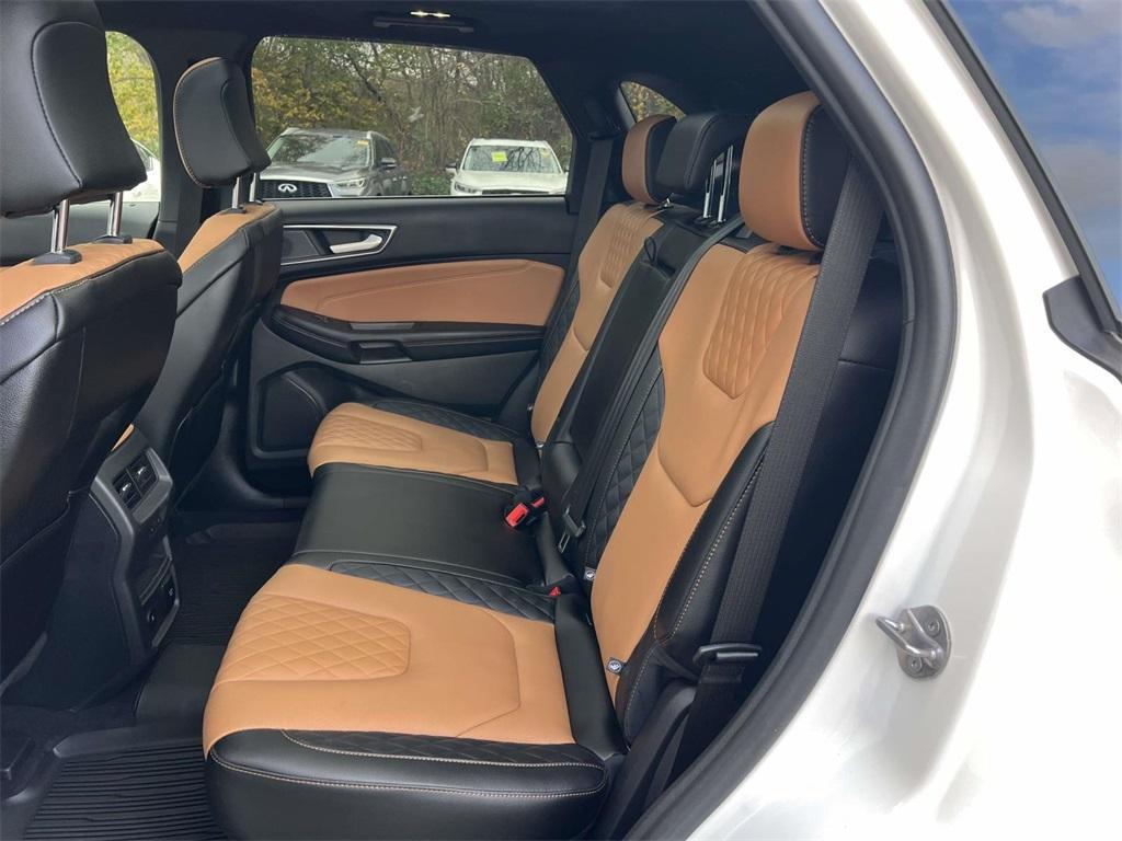 used 2024 Ford Edge car, priced at $32,498
