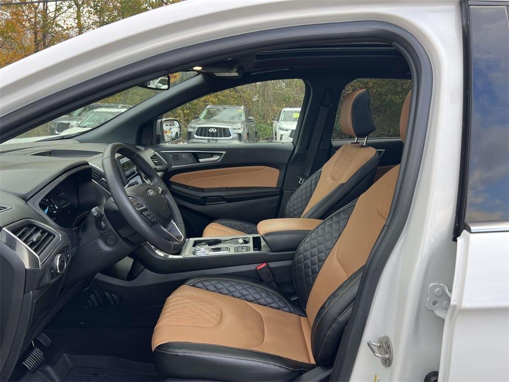 used 2024 Ford Edge car, priced at $32,498