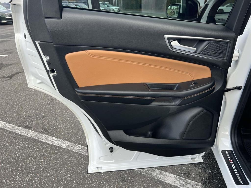 used 2024 Ford Edge car, priced at $32,498