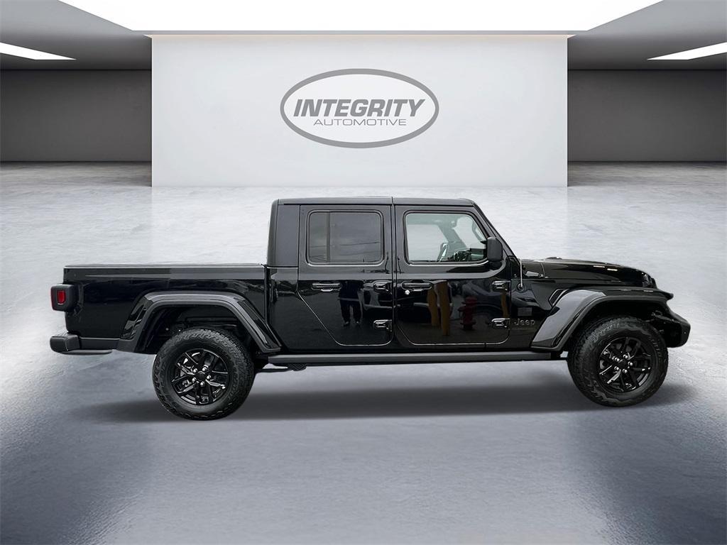 used 2023 Jeep Gladiator car, priced at $34,398