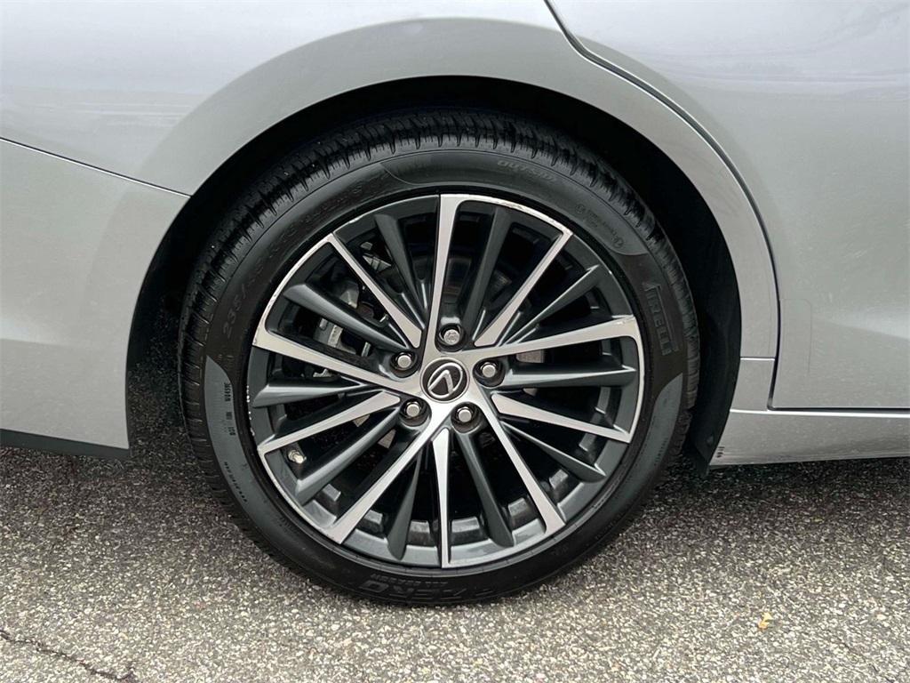 used 2022 Lexus ES 350 car, priced at $30,298