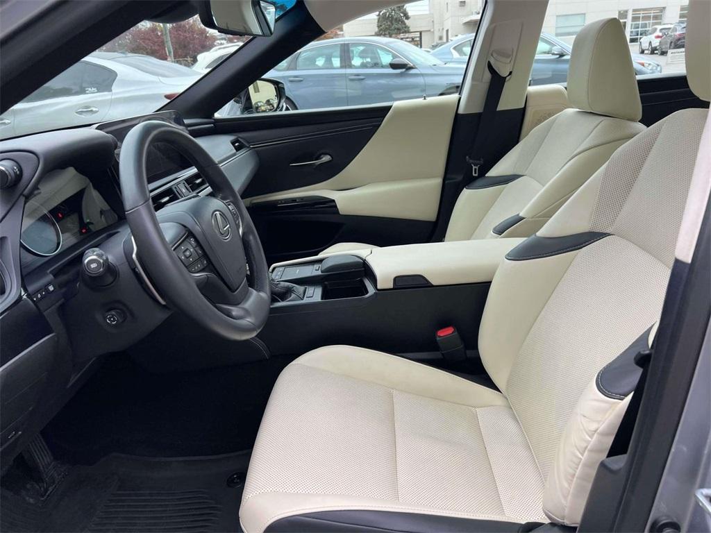 used 2022 Lexus ES 350 car, priced at $30,298