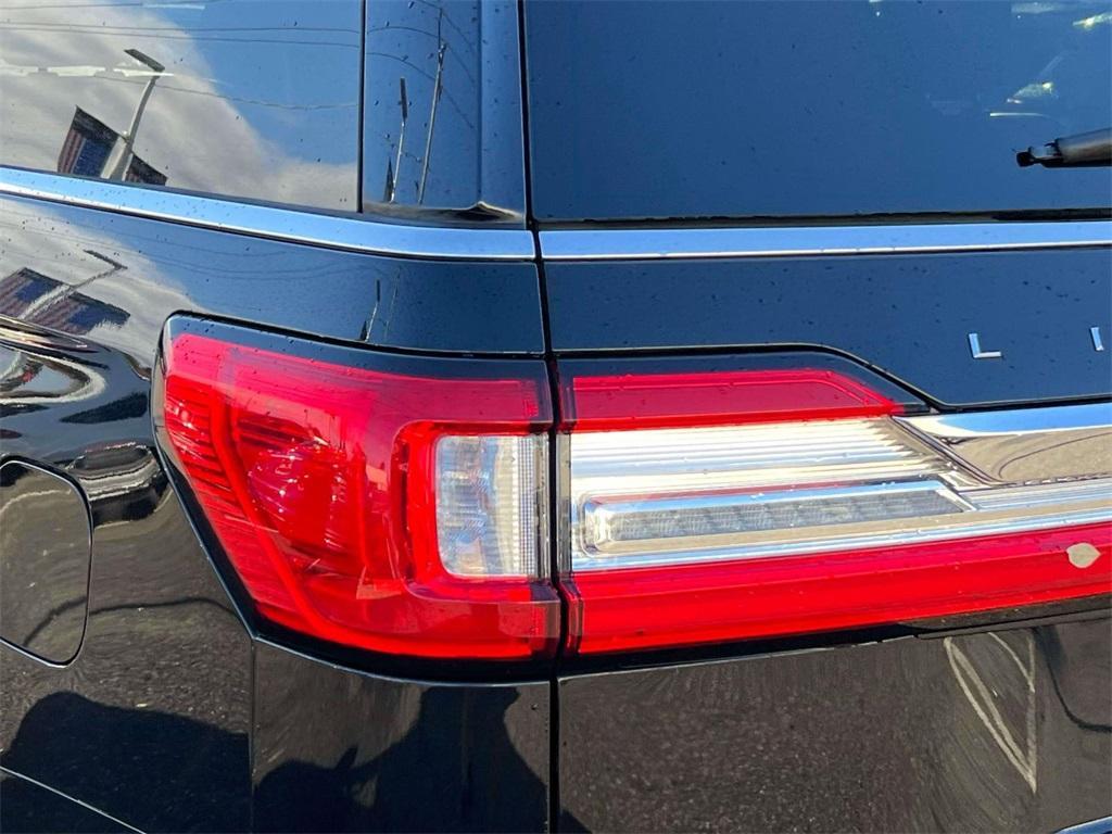 used 2019 Lincoln Navigator L car, priced at $36,998