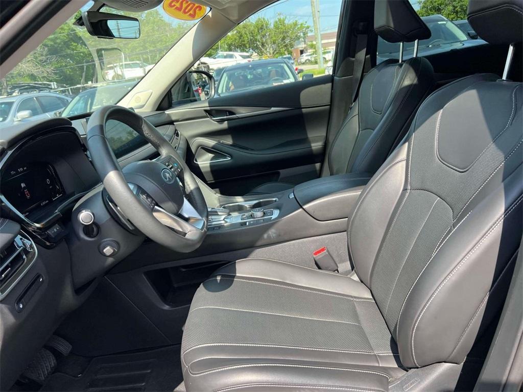 used 2025 INFINITI QX60 car, priced at $44,998