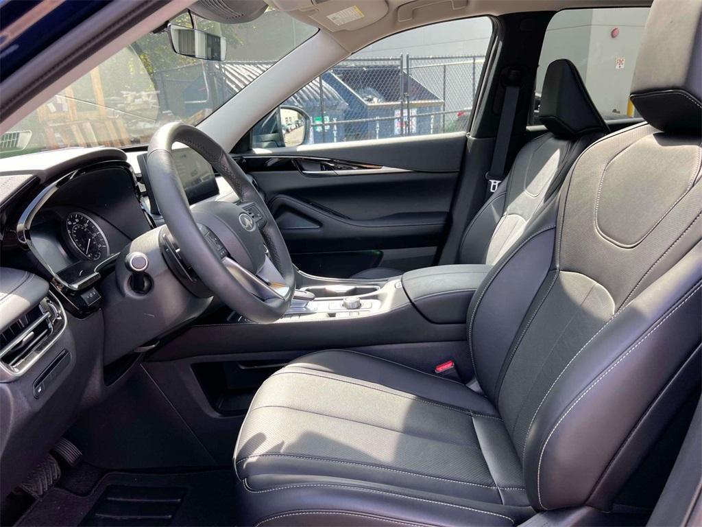 used 2025 INFINITI QX60 car, priced at $38,898
