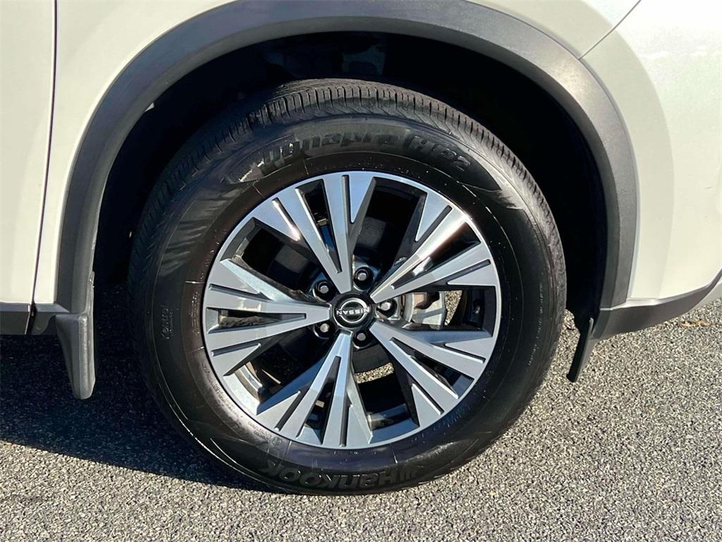 used 2023 Nissan Rogue car, priced at $19,898