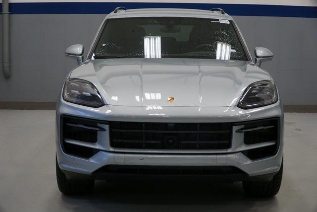 new 2025 Porsche Cayenne car, priced at $109,245