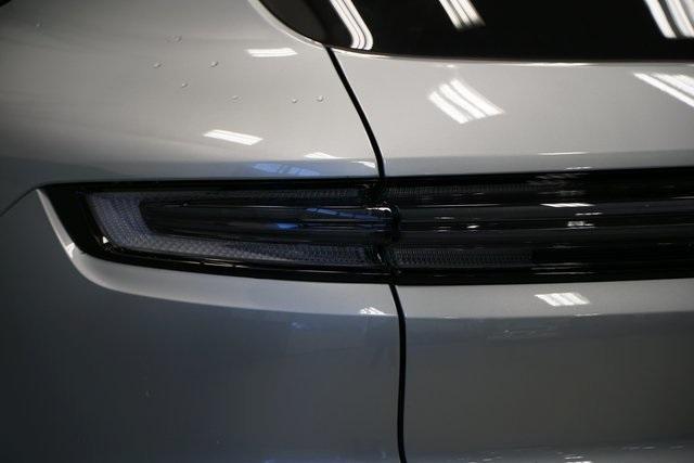 new 2025 Porsche Cayenne car, priced at $109,245