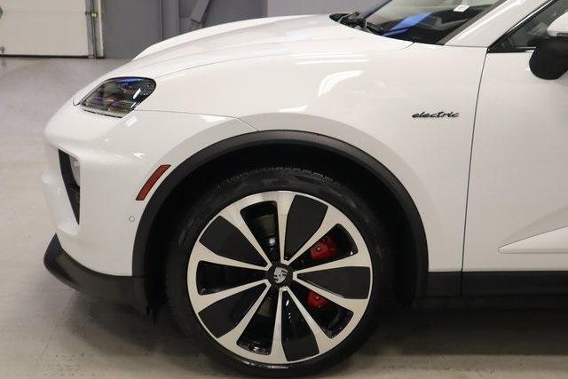 new 2025 Porsche Macan car, priced at $100,400