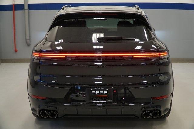new 2025 Porsche Cayenne car, priced at $161,895