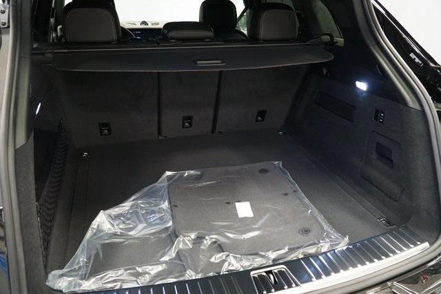 new 2025 Porsche Cayenne car, priced at $161,895