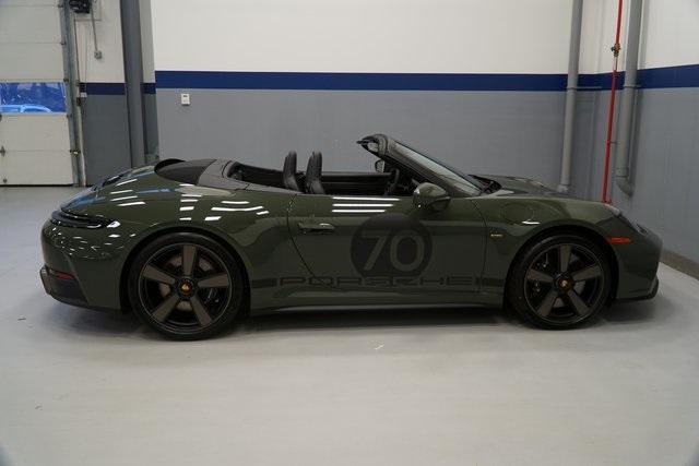 new 2026 Porsche 911 car, priced at $287,410