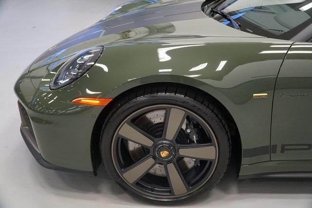 new 2026 Porsche 911 car, priced at $287,410