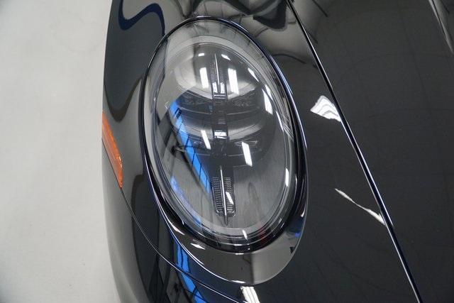 new 2025 Porsche 911 car, priced at $180,465