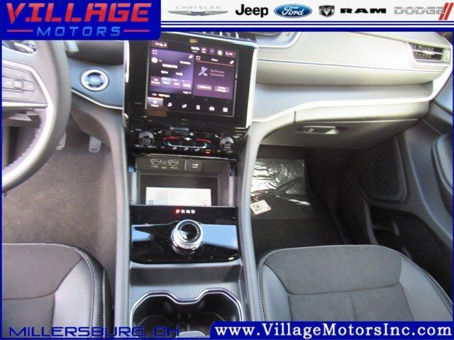 new 2025 Jeep Grand Cherokee L car, priced at $51,170