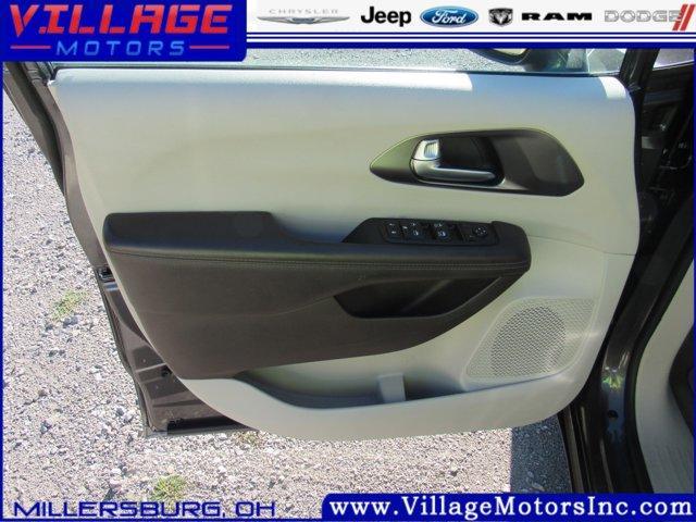 used 2017 Chrysler Pacifica car, priced at $11,900