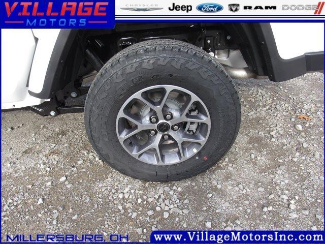 new 2026 Jeep Gladiator car, priced at $46,560