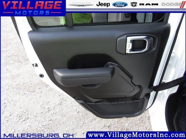 new 2026 Jeep Gladiator car, priced at $46,560