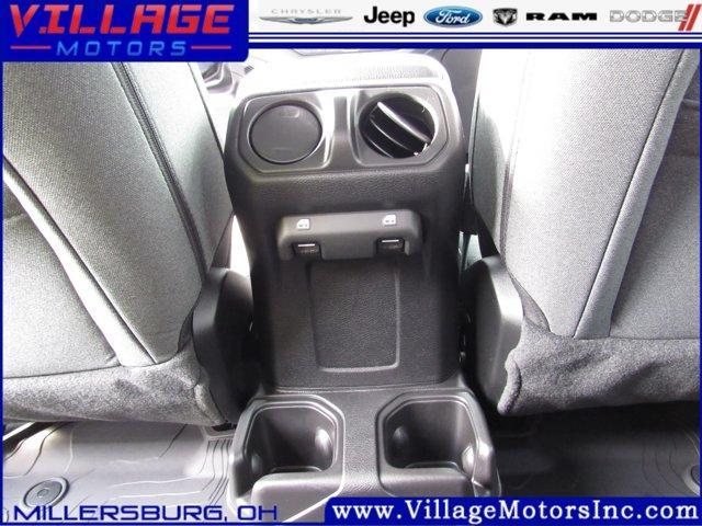 new 2026 Jeep Gladiator car, priced at $46,560