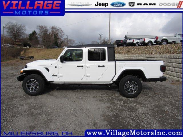 new 2026 Jeep Gladiator car, priced at $46,560