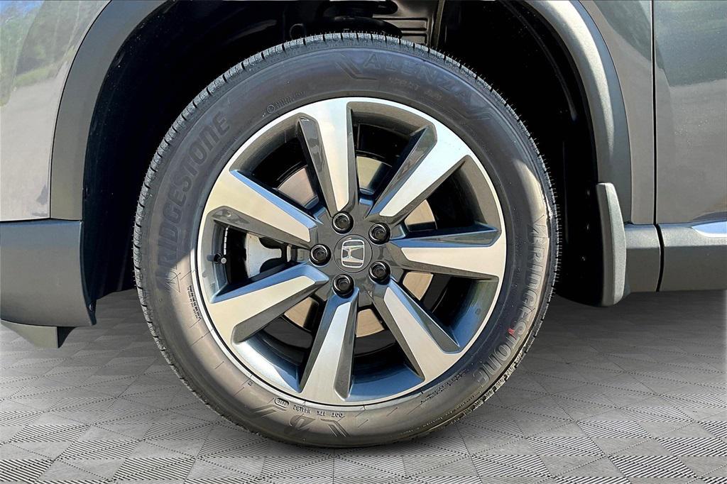 new 2025 Honda Pilot car, priced at $54,530