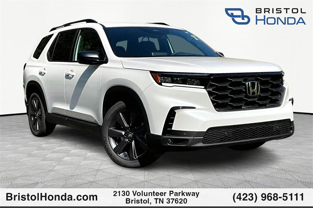 new 2025 Honda Pilot car, priced at $44,250