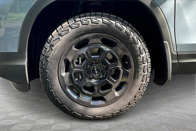 new 2025 Honda Ridgeline car, priced at $44,300