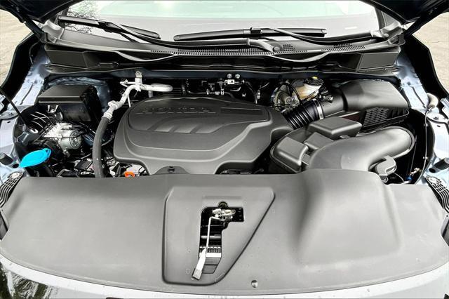 new 2025 Honda Odyssey car, priced at $43,670