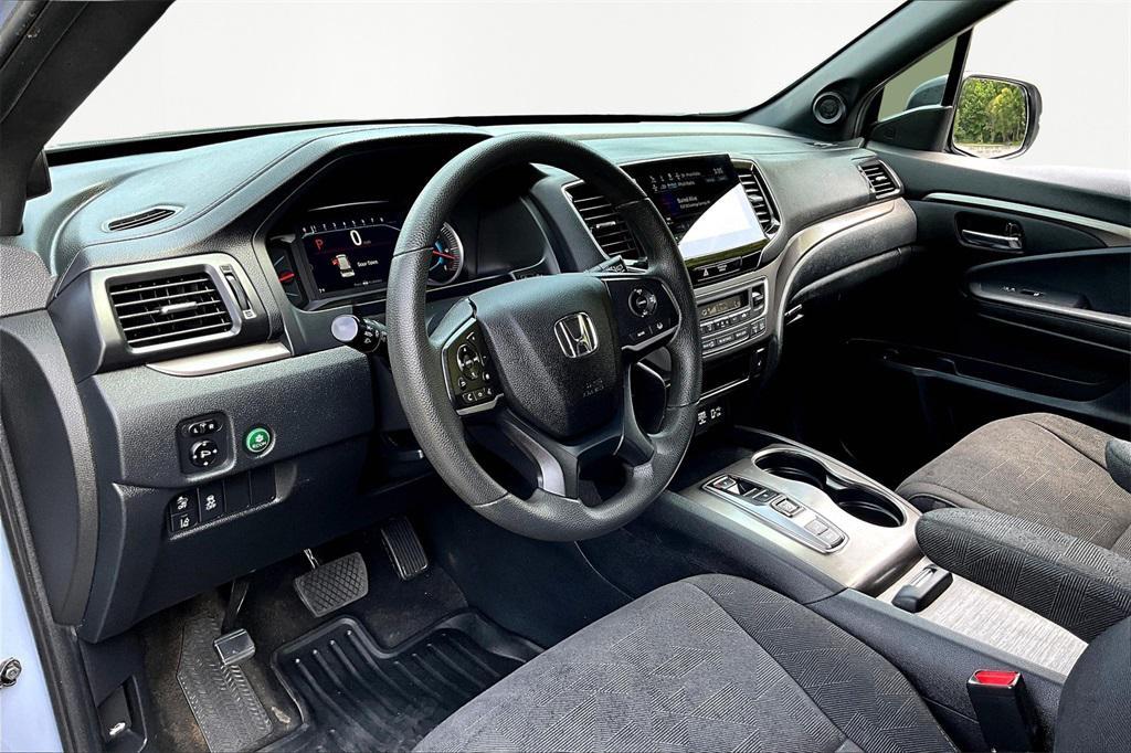 used 2022 Honda Pilot car, priced at $26,897