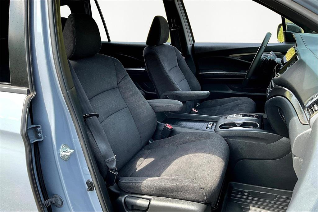 used 2022 Honda Pilot car, priced at $26,897