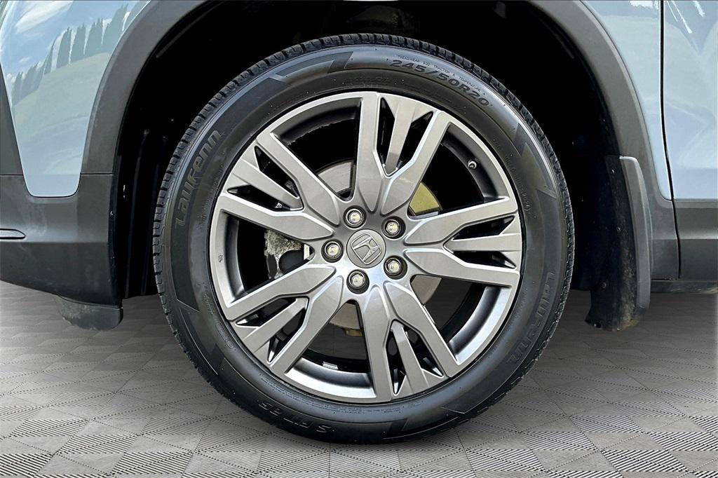 used 2022 Honda Pilot car, priced at $26,897