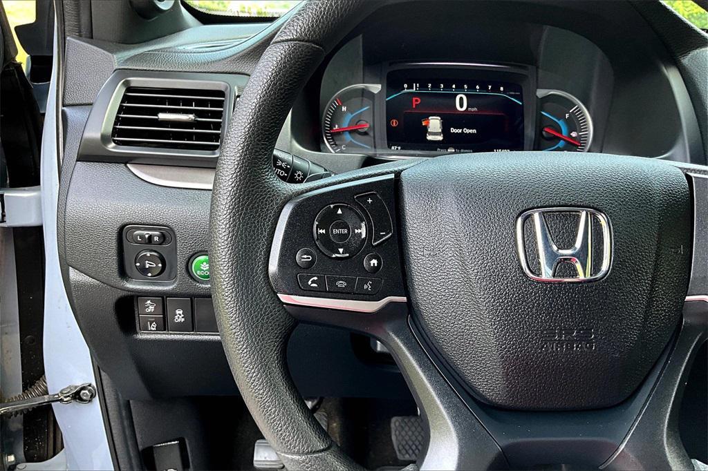 used 2022 Honda Pilot car, priced at $26,897