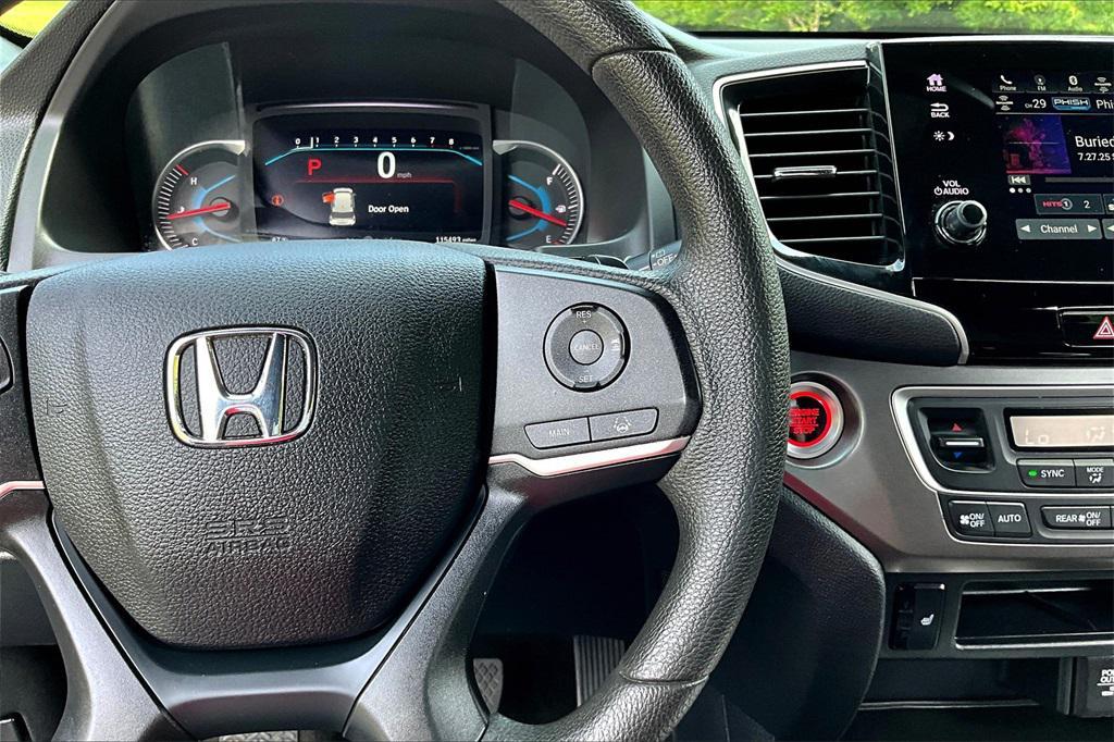 used 2022 Honda Pilot car, priced at $26,897
