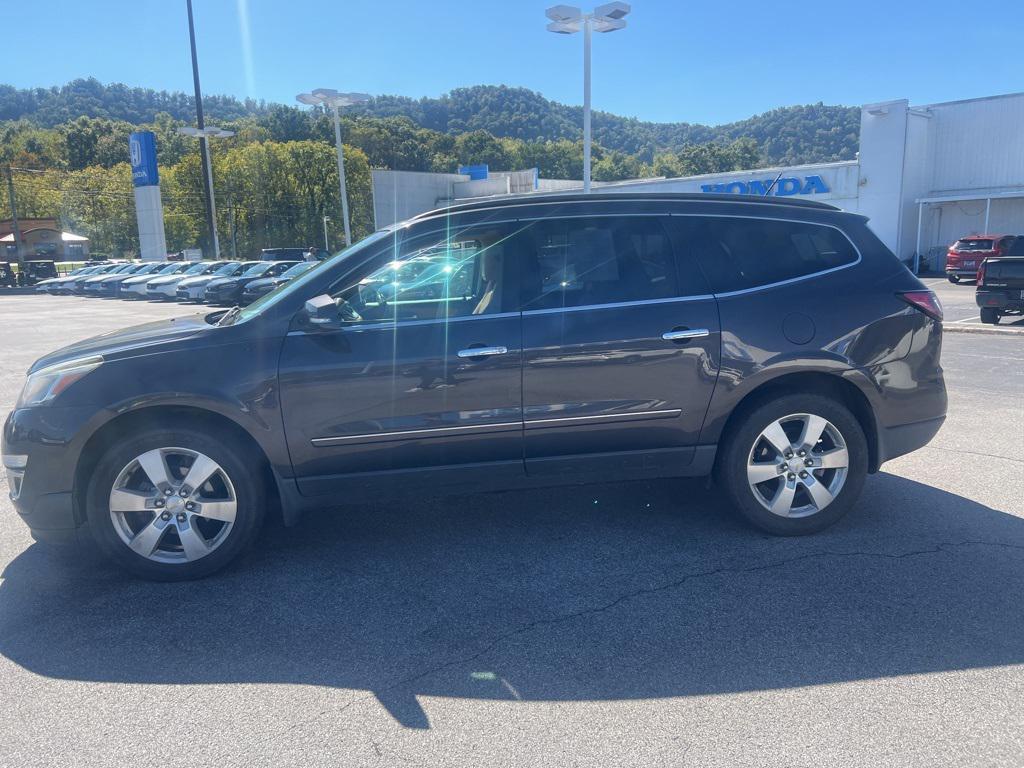 used 2014 Chevrolet Traverse car, priced at $11,223