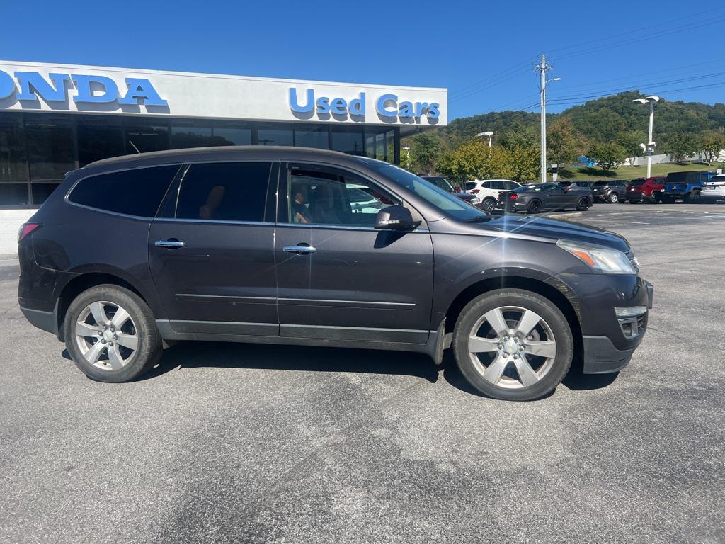 used 2014 Chevrolet Traverse car, priced at $11,223