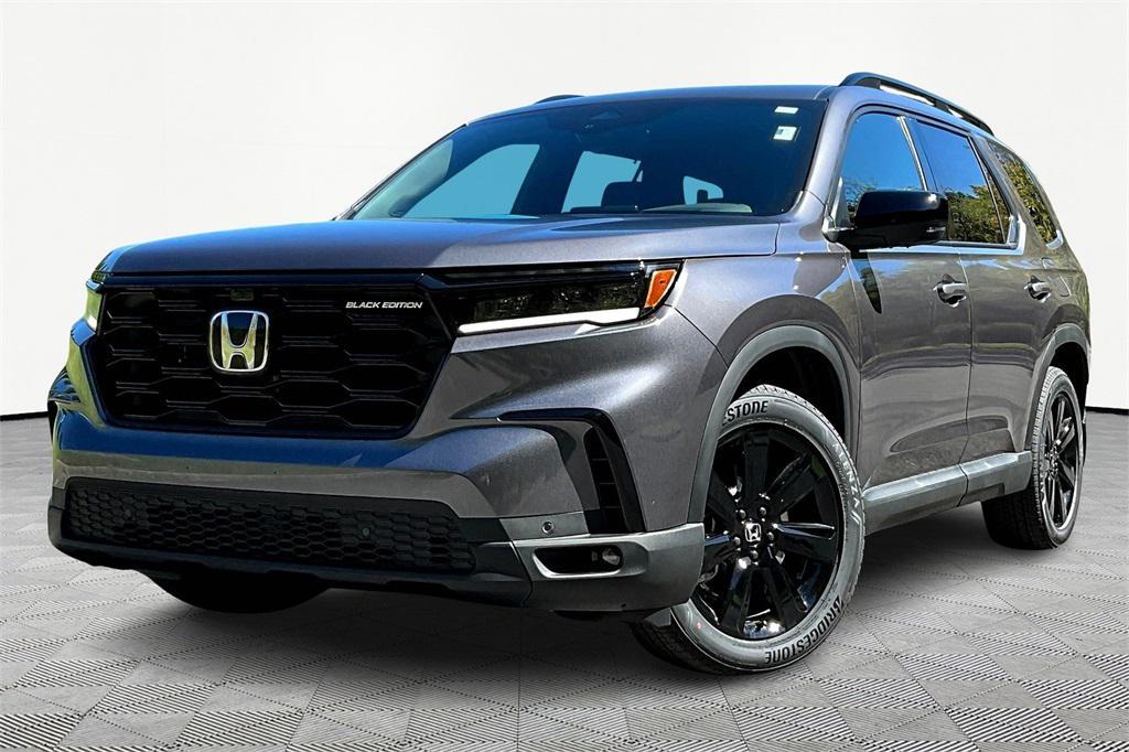 new 2025 Honda Pilot car, priced at $56,075