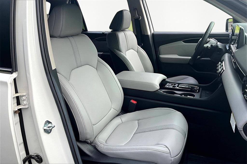 new 2025 Honda Pilot car