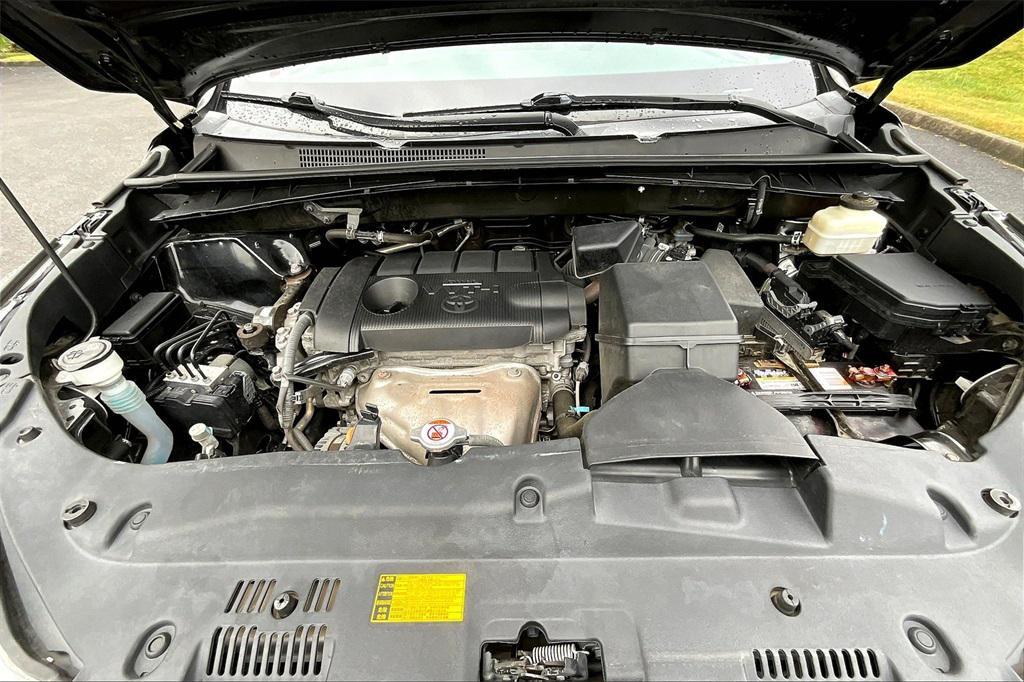 used 2019 Toyota Highlander car, priced at $21,963