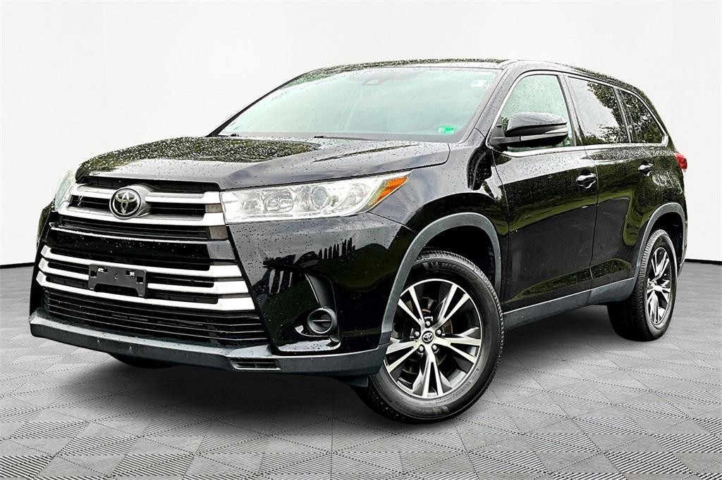 used 2019 Toyota Highlander car, priced at $21,963