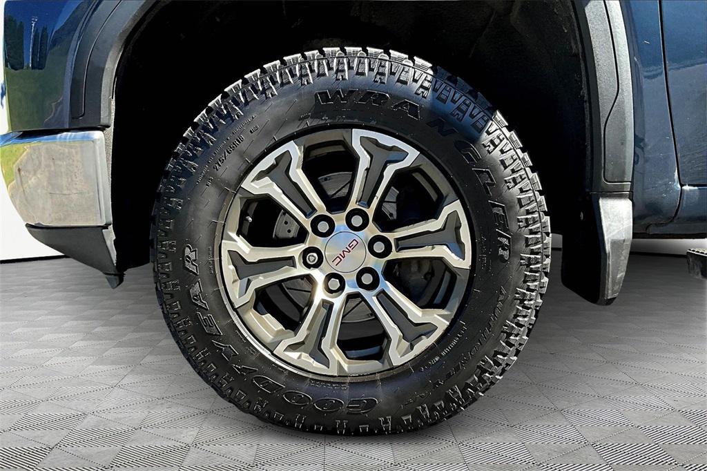 used 2019 GMC Sierra 1500 car, priced at $28,565