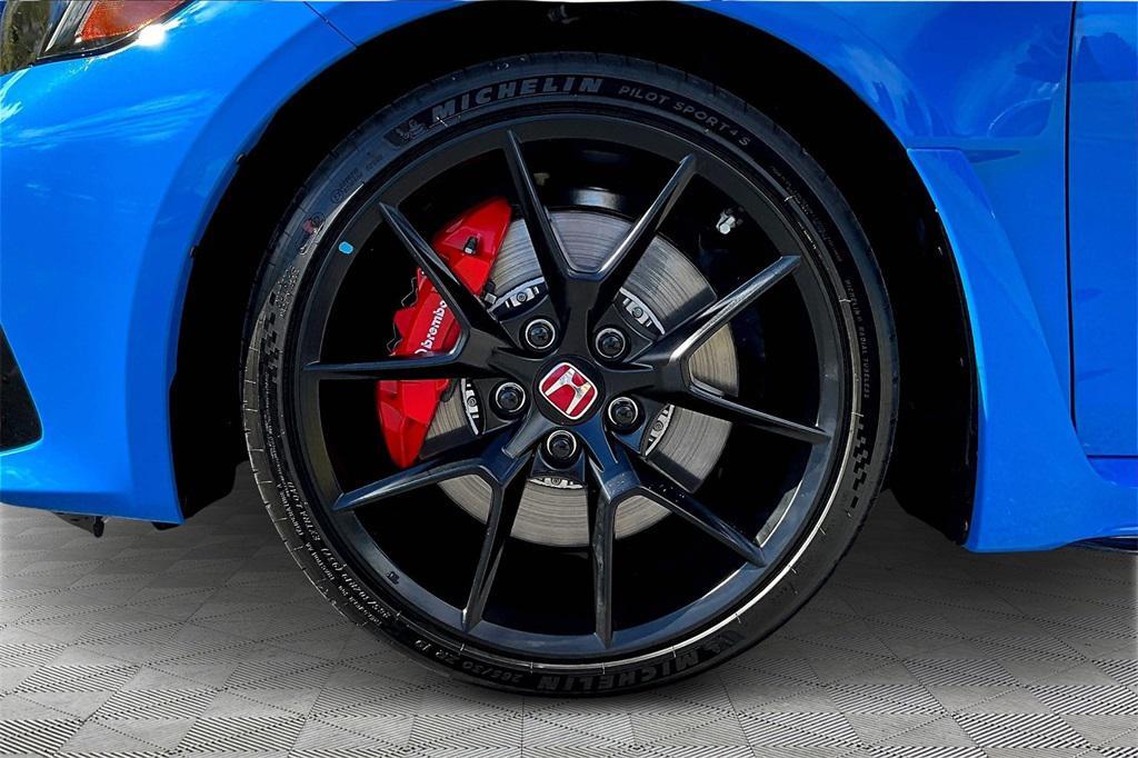 new 2025 Honda Civic Type R car, priced at $47,545