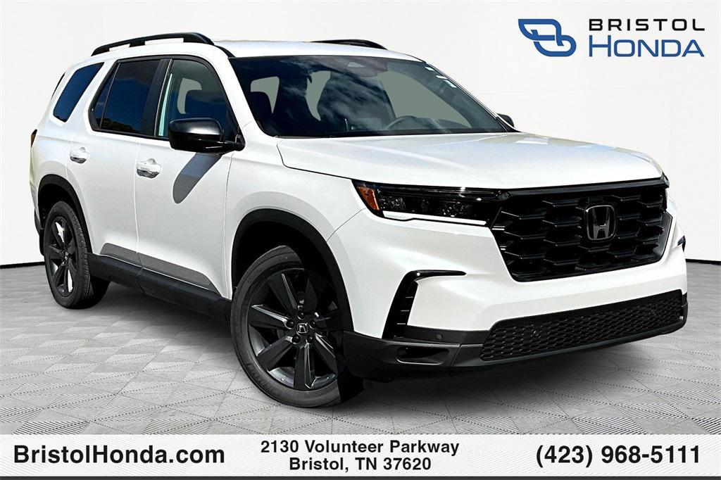 new 2025 Honda Pilot car, priced at $44,250