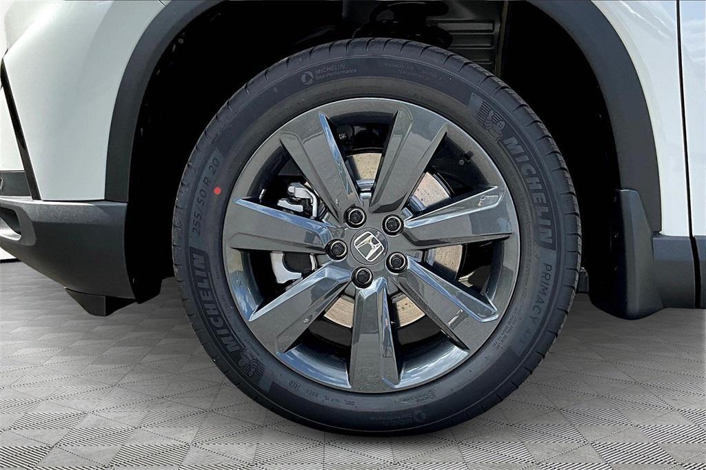 new 2025 Honda Pilot car, priced at $44,250