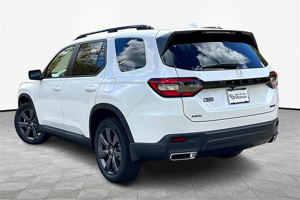 new 2025 Honda Pilot car, priced at $44,250