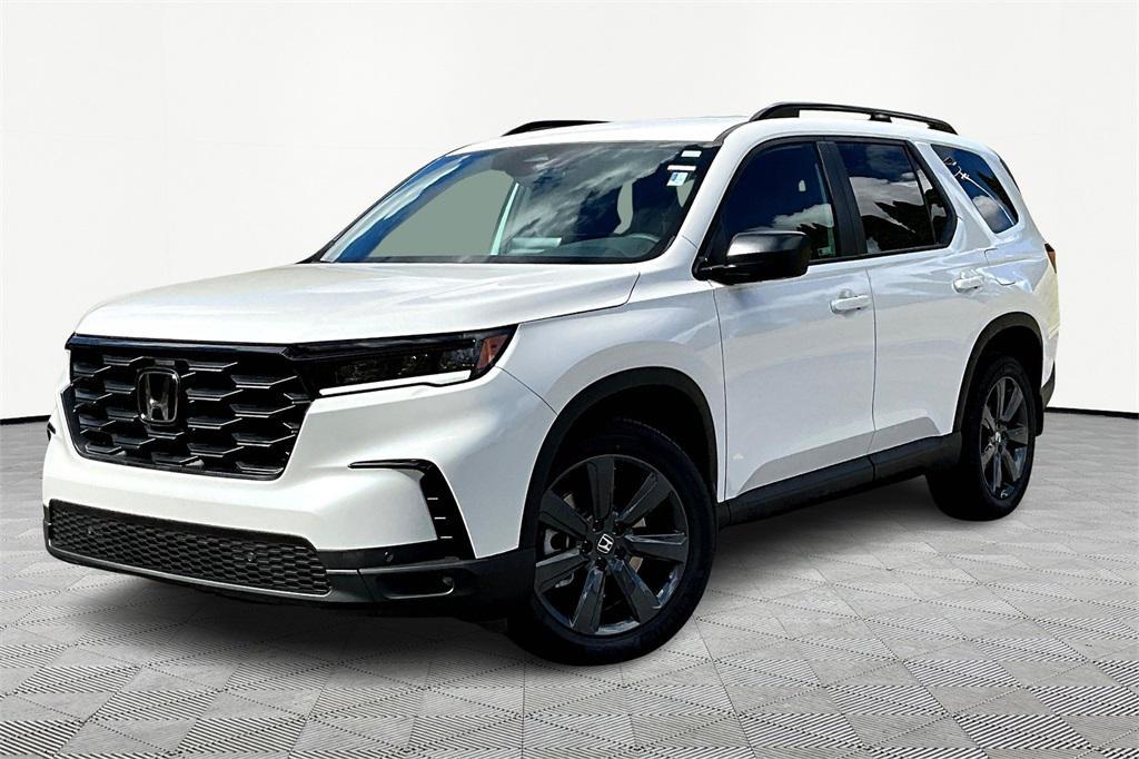 new 2025 Honda Pilot car, priced at $44,250